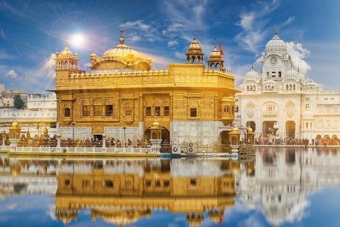 1-Day Trip to Golden Temple,Amritsar from Delhi with Both side Commercial Flight - Why fly to Amritsar for one long day instead of a longer stay?