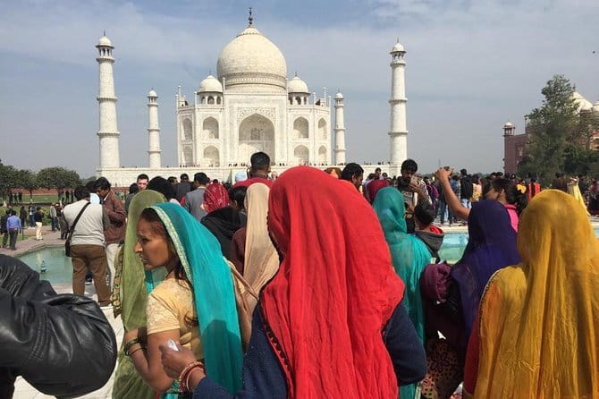 1-Day Trip to Golden Temple,Amritsar from Delhi with Both side Commercial Flight - India/Pakistan border changing of the guard: the high-drama highlight