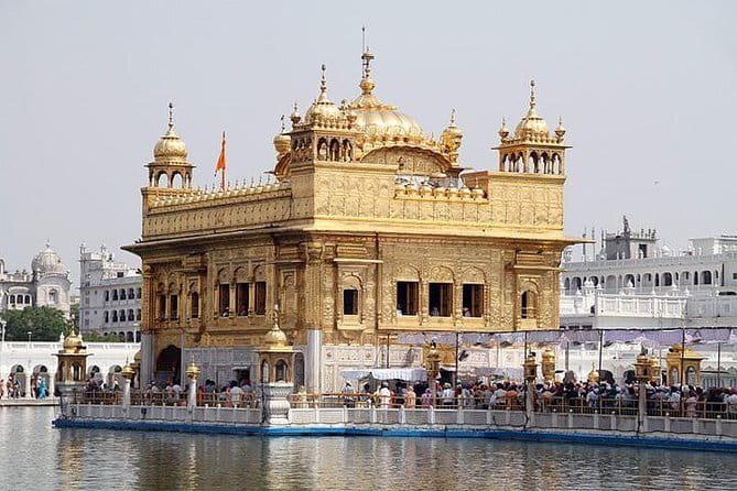 1-Day Trip to Golden Temple,Amritsar from Delhi with Both side Commercial Flight - The schedule: pickup at 6am, flights, and the “strict deadline” mindset