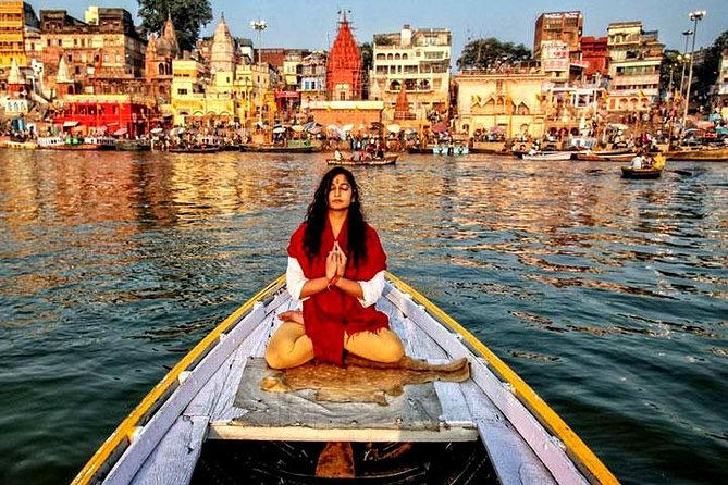 1-Day Trip to Varanasi from Delhi with Both side Commercial Flights - Lunch at a local AC restaurant: what included means for your day