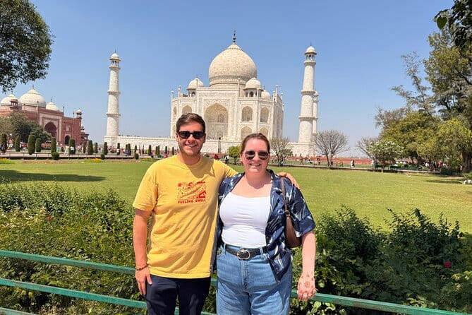 2 Days Overnight Taj Mahal & Agra Tour From Delhi - Private car from Delhi to Agra: why this matters