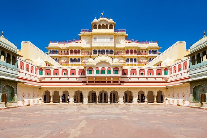 2 Days Private Golden Triangle Tour to Agra and Jaipur From Delhi - Agra Break for Local Flavors and the Push Toward Jaipur