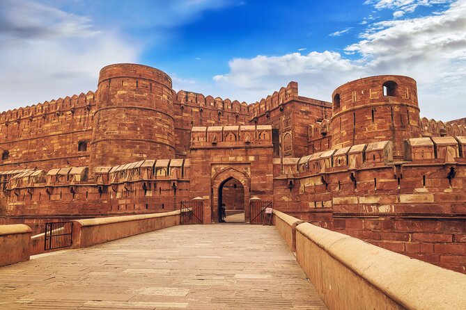2 Days Private Golden Triangle Tour to Agra and Jaipur From Delhi - Day 2 in Jaipur: Jaigarh Fort Sets the Tone