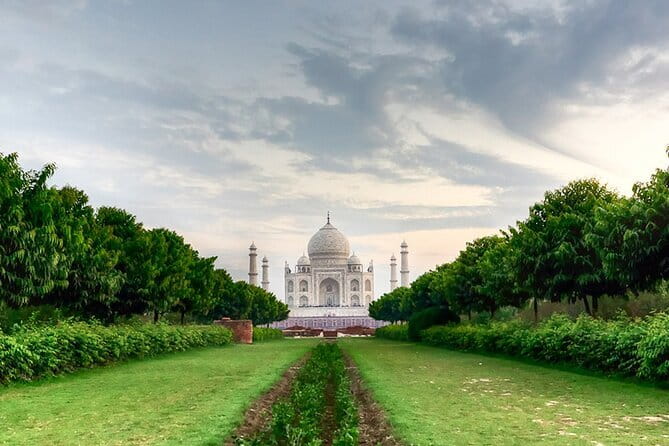 2 Days Taj Mahal Tour and Agra Tour by Car from Delhi - What meals and hotel include, and what they do for your stress level