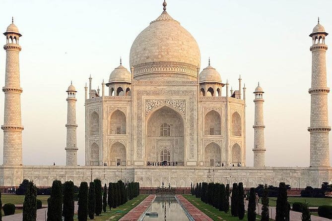 3-Day Golden Triangle Luxury Tour from Delhi to Agra and Jaipur - Price and value: what you really pay for at $190.50 per person