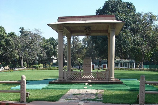 3 Day Luxury Golden Triangle Tour to Agra and Jaipur From Delhi - Who This Tour Fits Best, and Who Might Skip It
