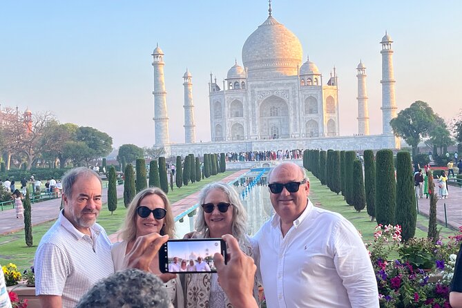 3 Day Luxury Golden Triangle Tour to Agra and Jaipur From Delhi - Day 1 in Delhi: Mughal Icons Plus Chandni Chowk Energy