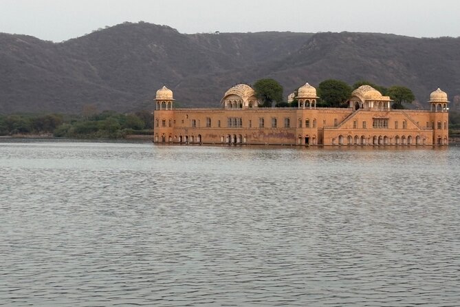 3-Day Luxury Private Golden Triangle Tour – Delhi, Agra & Jaipur - Hotels, Comfort, and the Included Breakfast Advantage