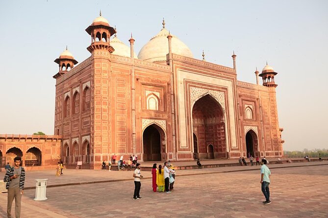 3-Day Private Golden Triangle Tour in Delhi, Agra, and Jaipur - Why the Golden Triangle works best when someone else drives