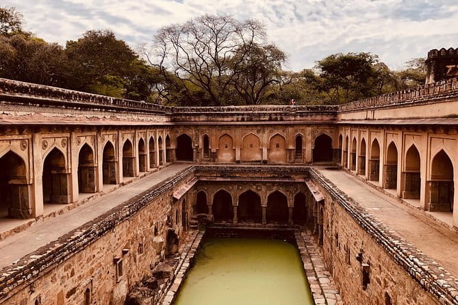 3-Day Private Golden Triangle Tour to Agra and Jaipur from Delhi - Day 2: Fatehpur Sikri and Chand Baori, then onward to Jaipur