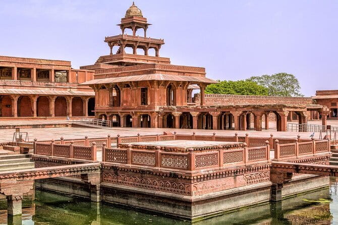 3-Day Private Golden Triangle Tour to Agra and Jaipur from Delhi - Guides and drivers: why the human factor matters here