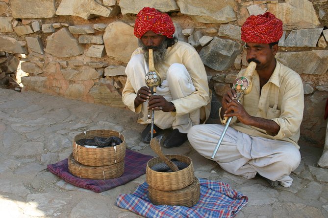 4 Days Golden Triangle Tour India From Delhi - Day 2 Mughal Hits: Taj Mahal, Agra Fort, and Fatehpur Sikri