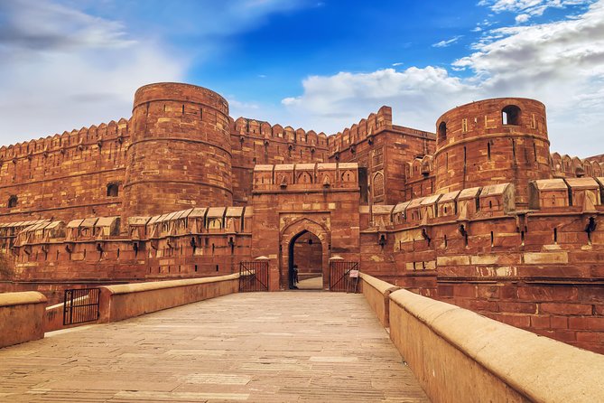 4-Days Golden Triangle Tour with Ranthambore Safari from Delhi - Agra Day 2: Sunrise Taj Mahal and the Mughal trilogy