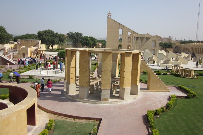 4-Days Private Golden Triangle Tour to Agra and Jaipur from Delhi - Who this tour suits best, and who might feel cramped