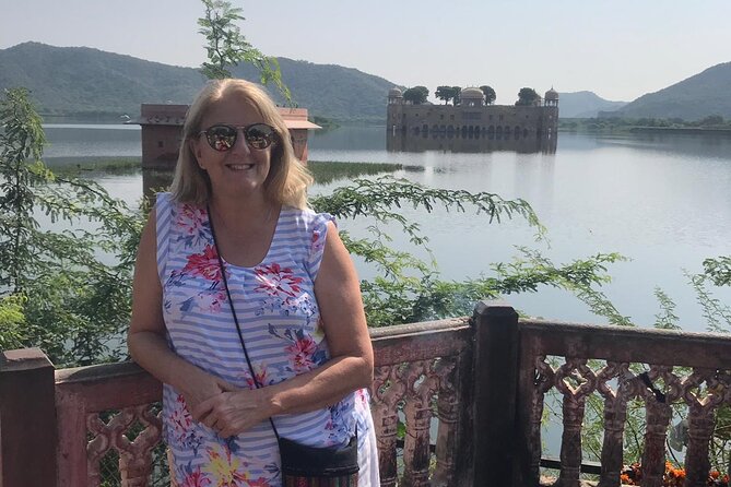 5 Days Golden Triangle Tour from Delhi - Day 2: Taj Mahal, Agra Fort, and Akbar’s Tomb