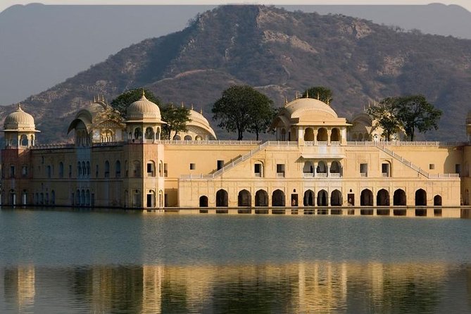 5 Days Golden Triangle Tour with Ranthambore(Delhi Agra Jaipur Ranthambore Tour) - Day 4 Jaipur Fort and City Palace: Fort Views and Museum Time