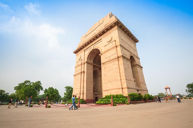 5 Days Private Golden Triangle Tour to Agra & Jaipur from Delhi - Day 4 Jaipur Palaces, Instruments, and the Forts above Amber