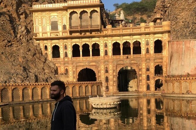 5 Nights 6 Days Private Golden Triangle Tour - Delhi Agra Jaipur - Day 4 on the Way to Jaipur: Fatehpur Sikri and Chand Baori Stepwell