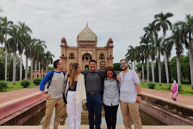 5 Senses Tour - Old + New Delhi, Workshops, Lunch all inclusive - Jama Masjid, where “grand” turns into “quiet”