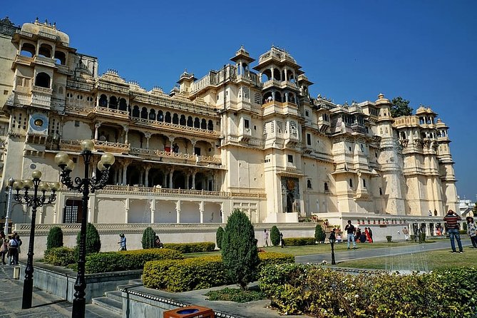 6 Day Delhi Agra Jaipur Udaipur Tour-Golden Triangle with Udaipur - Day 1 Delhi: Jama Masjid, Chandni Chowk, and photo stops that set the tone