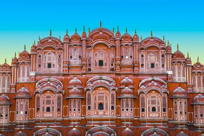6-Day Golden Triangle Tour with Ranthambore Tiger Safari - Day 4 Jaipur monuments and markets: Hawa Mahal, City Palace, Jantar Mantar