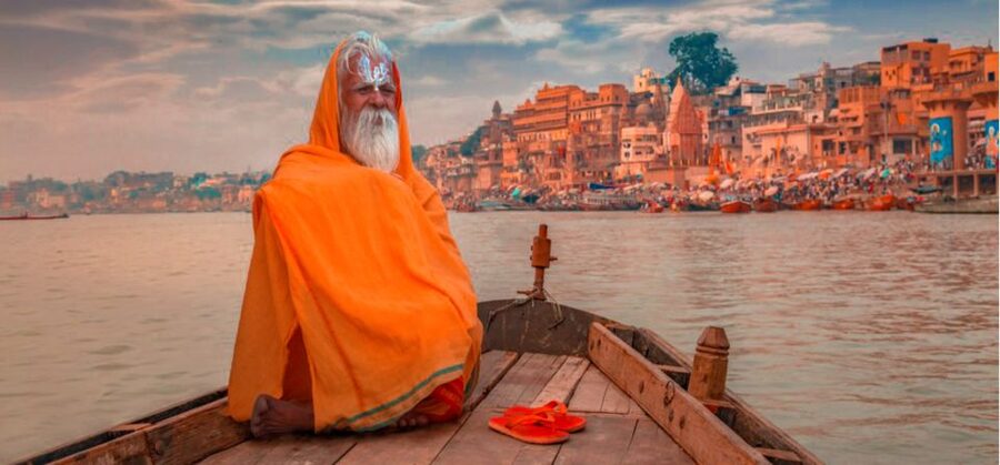 6 Day Golden Triangle Tour with Varanasi from Delhi - Jaipur half-day, then Amber Fort and Jal Mahal: how you see more with less