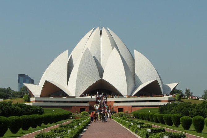 7-Day Golden Triangle & Varanasi Tour from Delhi with Guide - Amer Fort and Jal Mahal: royal stone with views that feel earned