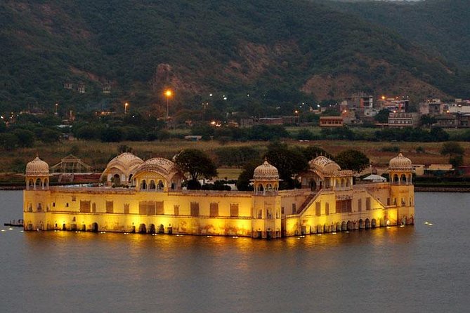 7 Days Golden Triangle Delhi,agra, Jaipur - Day 3 to Jaipur: the drive gives you time to reset, then you hit the classics