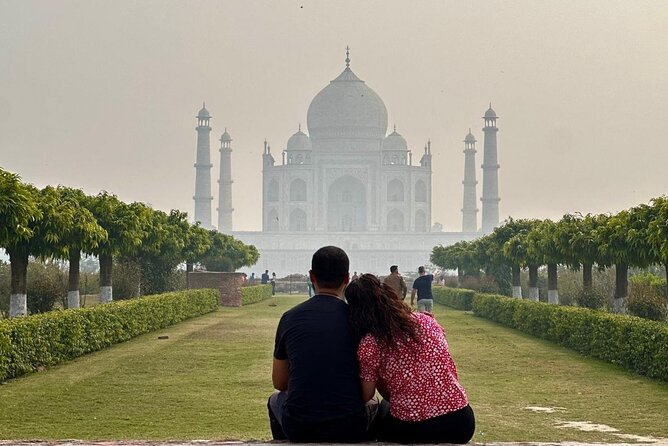 7-Days Private Golden Triangle with Pushkar Yoga Spiritual Tour - Day 2 in Delhi: Qutub Minar, Lotus Temple, and Old Delhi Power Stops