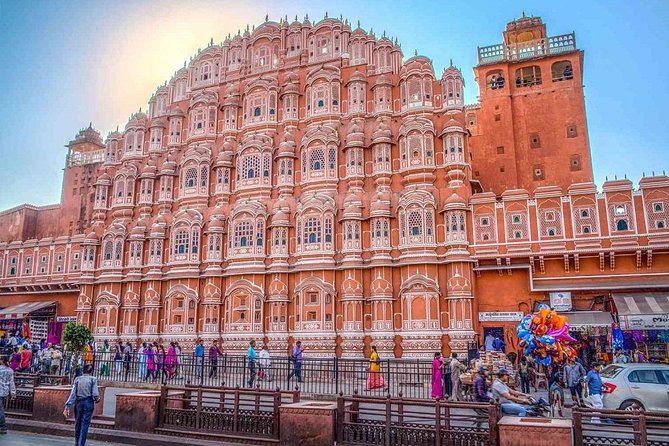 7 - Days Private Incredible Golden Triangle Tour of India - Amber Fort in Jaipur: jeep ride and hilltop views