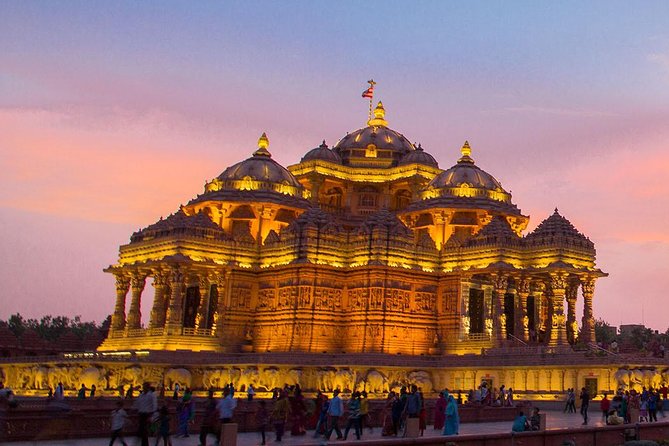Akshardham Light & Fountain Show with Pick-up & Drop-off - Group Size, Guides, and the Multilingual Help You Will Notice
