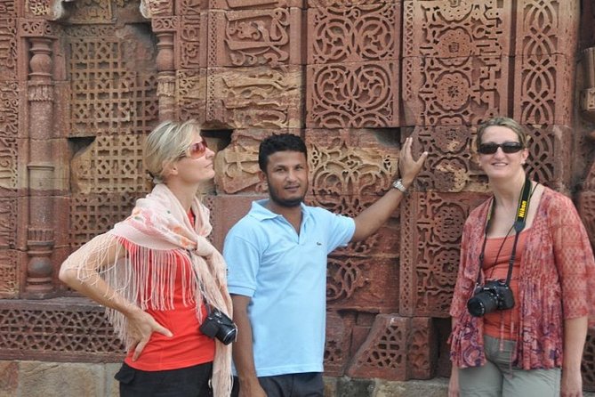 All Inclusive Day Trip to Taj Mahal, Agra Fort from Delhi by Car - Pickup, Private Car, and the Driver-Guide Teamwork That Shows Up