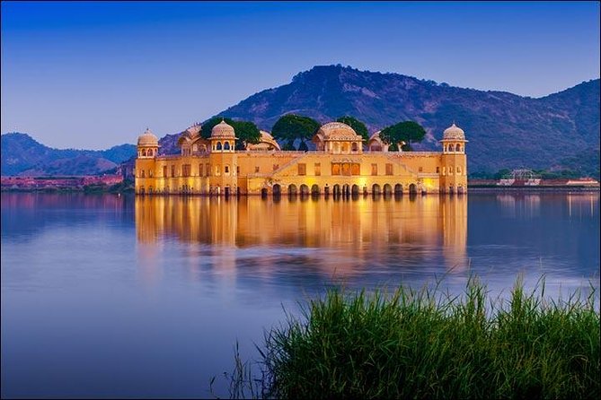 All-Inclusive Private Jaipur Day Trip from Delhi - Lunch at a premium 5-star buffet: the comfort break that actually matters