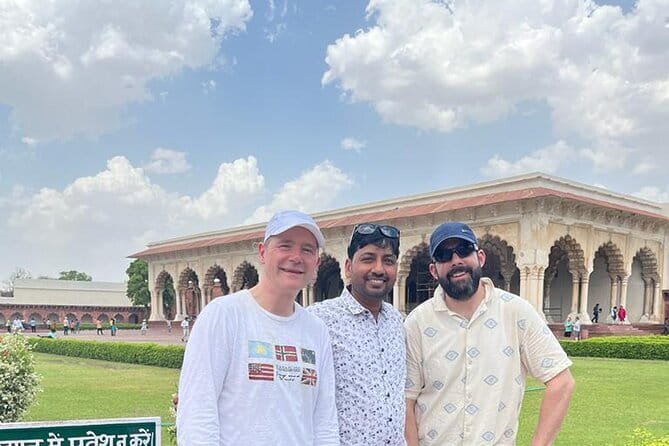 All-Inclusive Private Tour From Delhi To The Taj Mahal - Morning pickup and the TWG tea stop before Agra