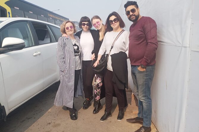 All Inclusive Same Day Trip to Taj Mahal & Agra Fort from Delhi - Getting from Delhi to Agra in a private air-conditioned car