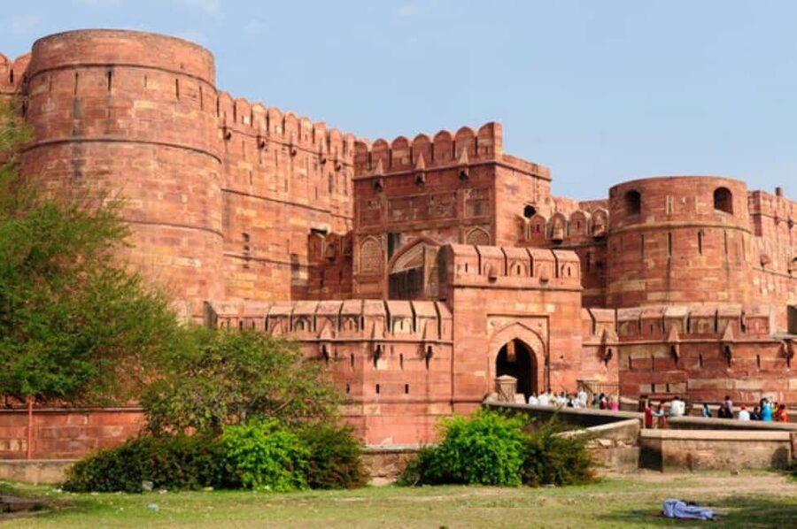 All-Inclusive Sunrise Taj Mahal, Agra Fort & Baby Taj Tour - Getting from Delhi to Agra without the headache