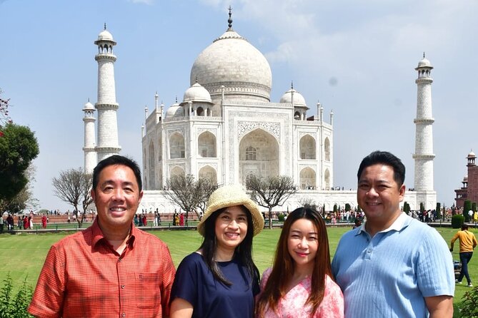 All Inclusive Taj Mahal, Agra Fort, Baby Taj Car with Local Guide - New Delhi to Agra in a private AC ride (and why timing matters)