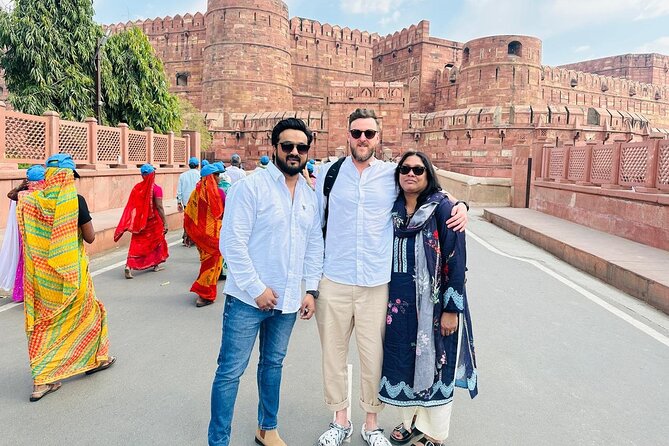 All Inclusive Taj Mahal, Agra Fort, Baby Taj Car with Local Guide - Group size, flexibility, and the comfort factor