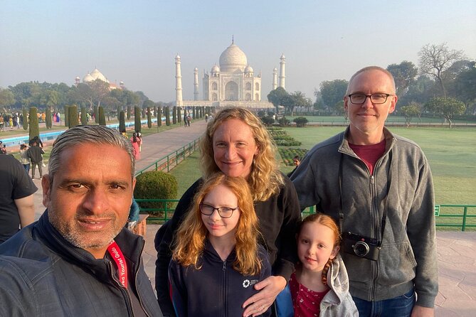 All Inclusive Taj Mahal,Agra Fort & Baby Taj Day Tour By Car - The Delhi-to-Agra Car Ride That Sets Your Pace