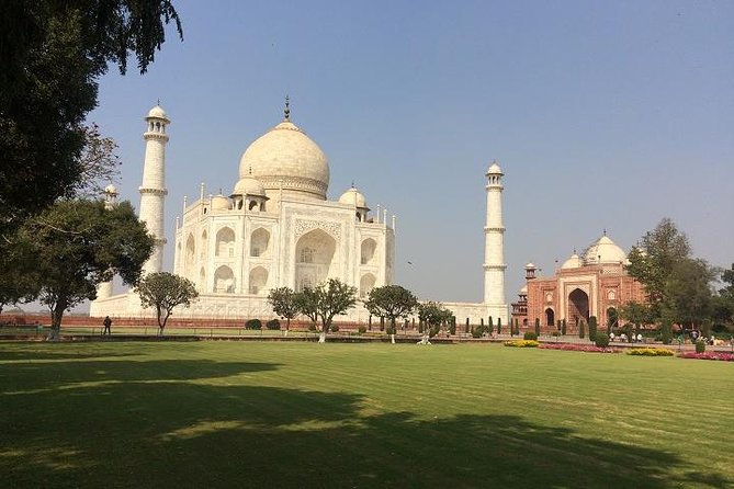 All Inclusive - Taj Mahal Sunrise Tour with 3 World Heritage Site - Agra Fort with an English guide: Mughal power in walking distance