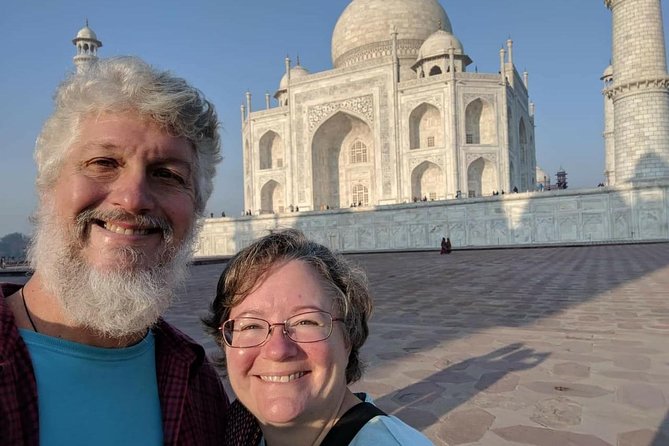 Best of Old Delhi & New Delhi City Tour in 8 Hours - By Car - How the car tour pacing works, from chauffeur to guide