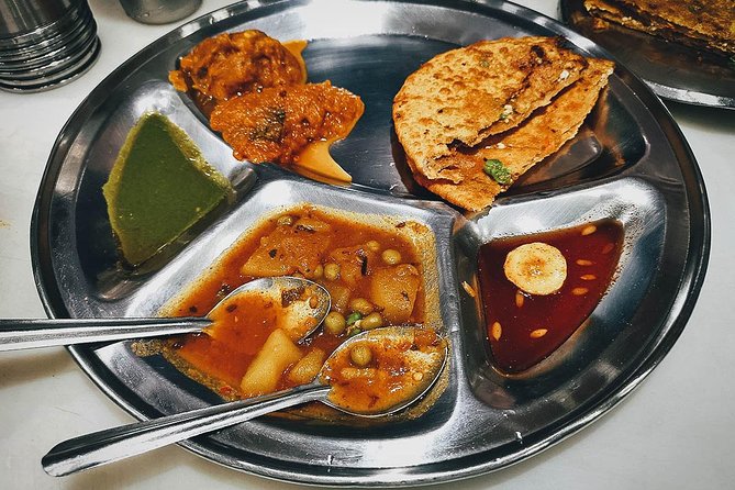 Chandni Chowk Delhi Food Tour with 15+ Tastings - The spice market and dessert finish, why the order matters