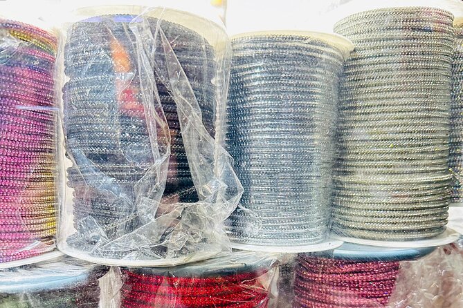 Customized Half Day and Full Day Delhi Shopping, Street Food Tour - Dariba Kalan and Old Delhi’s pearl reputation