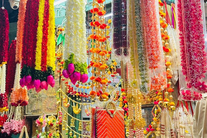 Customized Half Day and Full Day Delhi Shopping, Street Food Tour - Chandni Chowk food and shopping: the 1,000+ options challenge