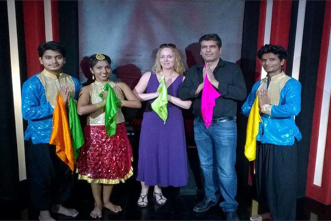 Dance Class in Delhi: Learn to Dance like a Bollywood Star - What this Delhi dance class really teaches