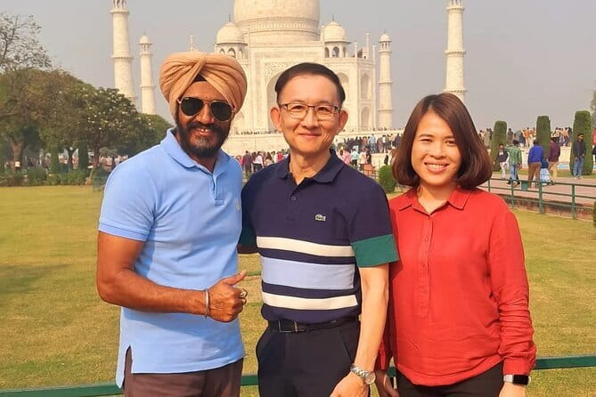Day Trip to Taj Mahal, Agra Fort and Baby Taj from Delhi by Car - Delhi to Agra by car: why this route feels sane