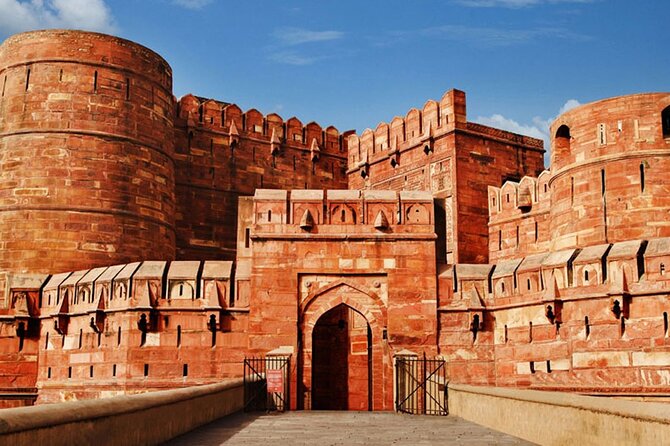 Day Trip to Taj Mahal from Delhi - Guides who make the day feel effortless (names to look for)