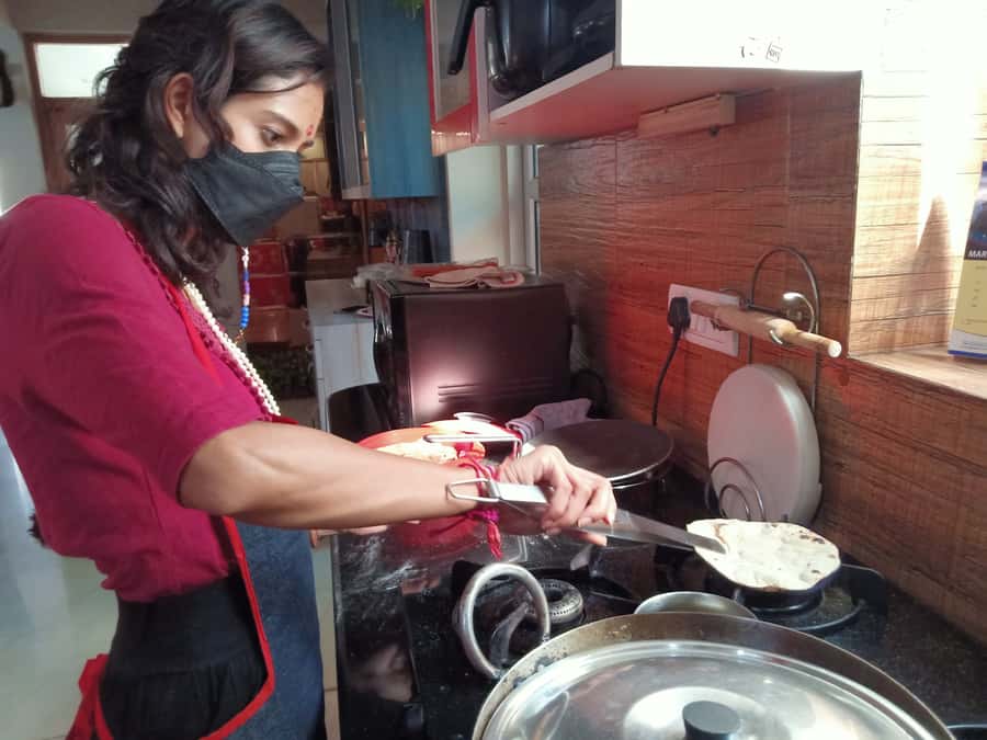 Delhi: AI Cooking Class and Much More in a Local Family Home - What you might cook: roti, daal, curry, and dessert