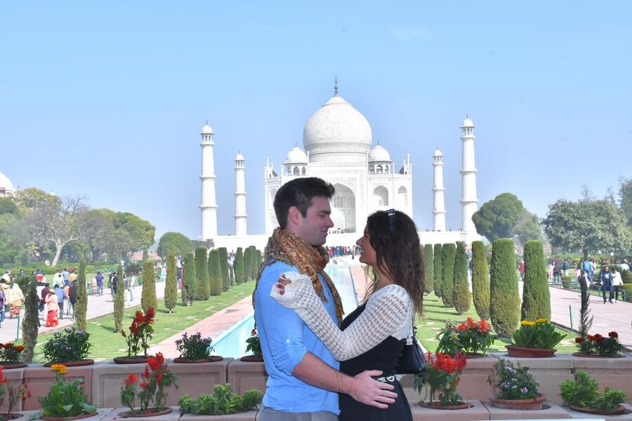 Delhi: Airport to Airport Layover Taj Mahal City Tour By Car - Practical tips so your 10-hour day feels easy, not rushed
