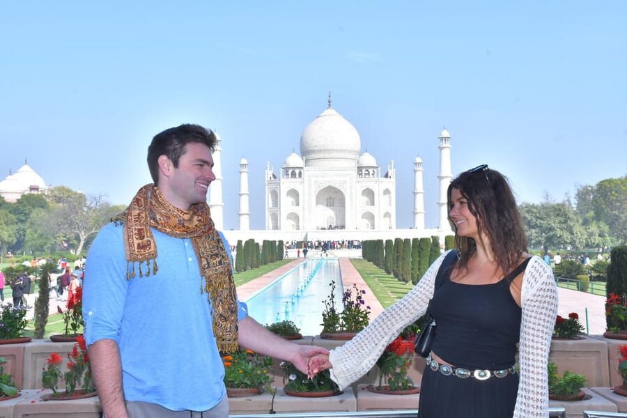 Delhi: Airport to Airport Layover Taj Mahal City Tour By Car - Real-world guide strengths, from AZ to Faisal and Vinod Kumar